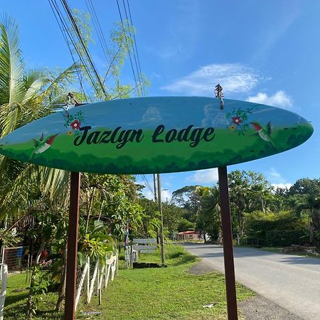 Jazlyn Lodge & Tours パケラ エクステリア 写真